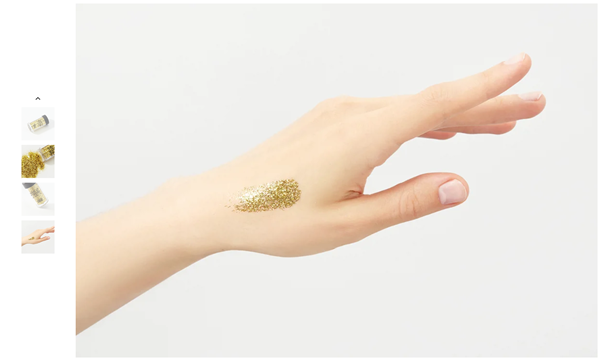 Галерея в карточках у продуктов Золотого Яблока состоит из фотографий товара со всех ракурсов, содержимого упаковки на коже и на другой поверхности